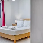 Spacious 3-bedroom In St'pauls *
