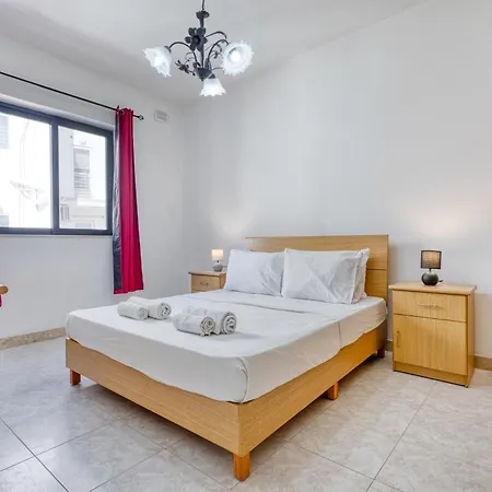 Apartman Spacious 3-bedroom In St'pauls San Pawl il-Baħar