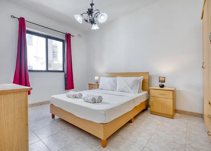 Apartamento Spacious 3-bedroom In St'pauls St. Paul's Bay