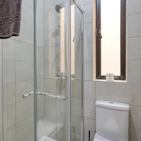 アパート Spacious 3-bedroom In St'pauls *