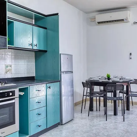 Spacious 3-bedroom In St'pauls