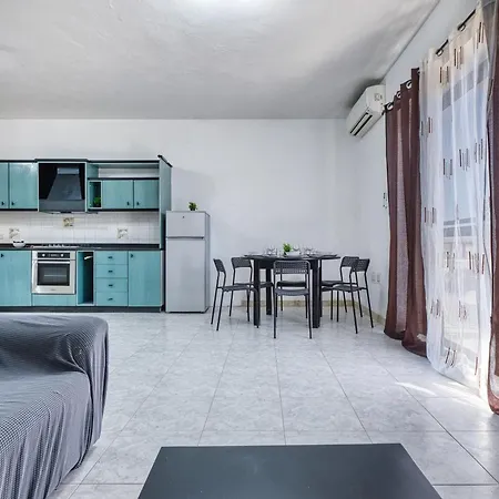 Apartamento Spacious 3-bedroom In St'pauls St Paul's Bay